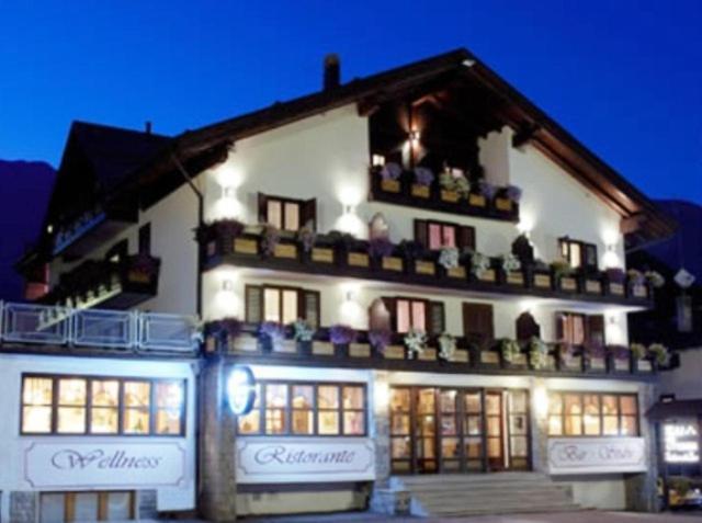 Hotel Presena Passo del Tonale Kültér fotó